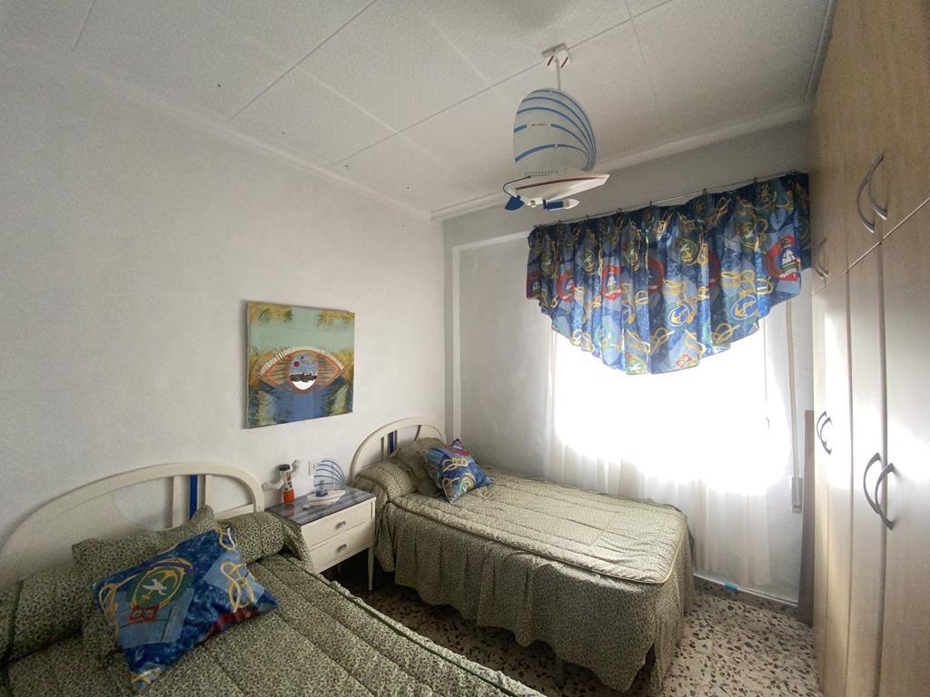 For sale of chalet in Villena