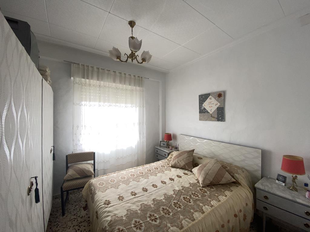 For sale of chalet in Villena