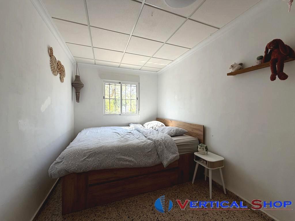 For sale of chalet in Caudete