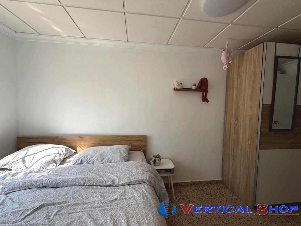 For sale of chalet in Caudete