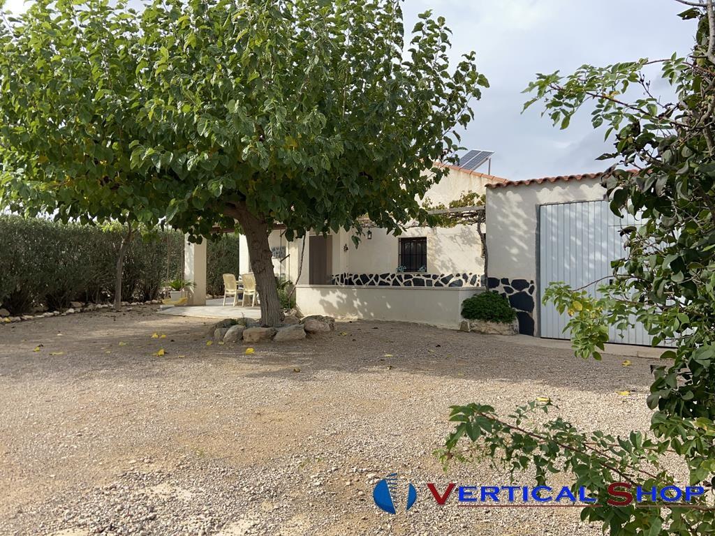 Venta de chalet en Caudete