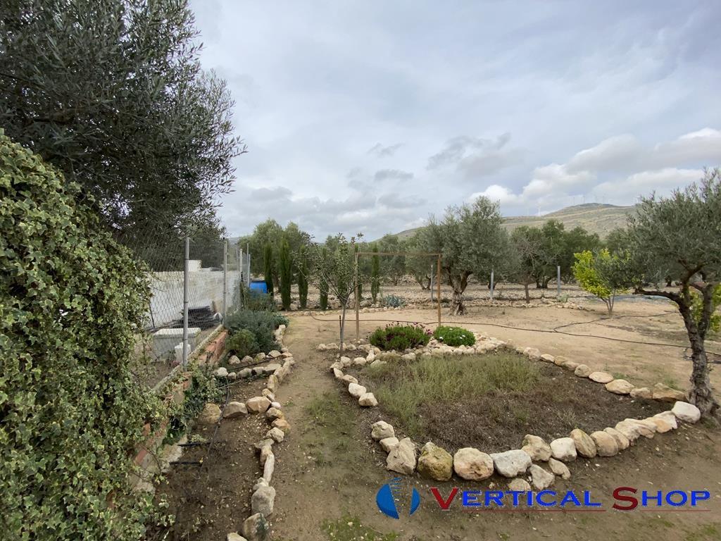 Venta de chalet en Caudete