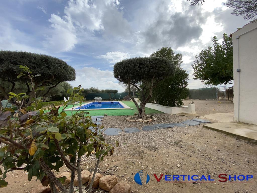 Venta de chalet en Caudete