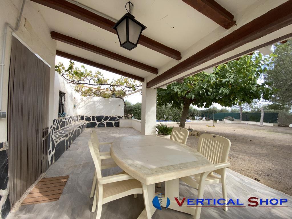 Venta de chalet en Caudete