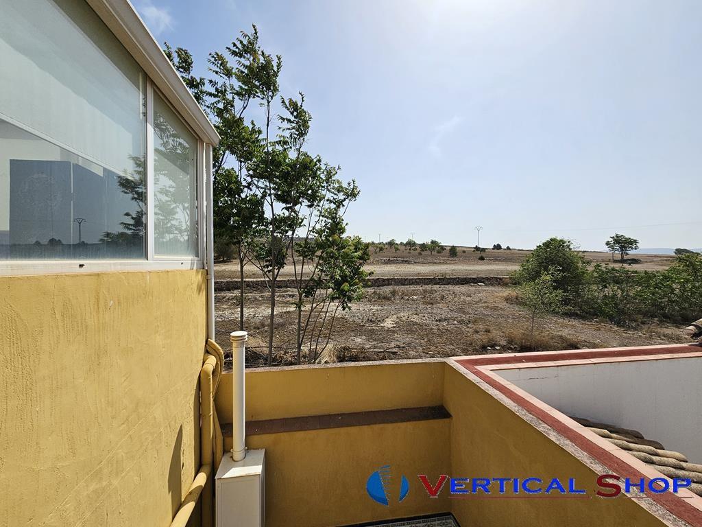 For sale of house in Villena