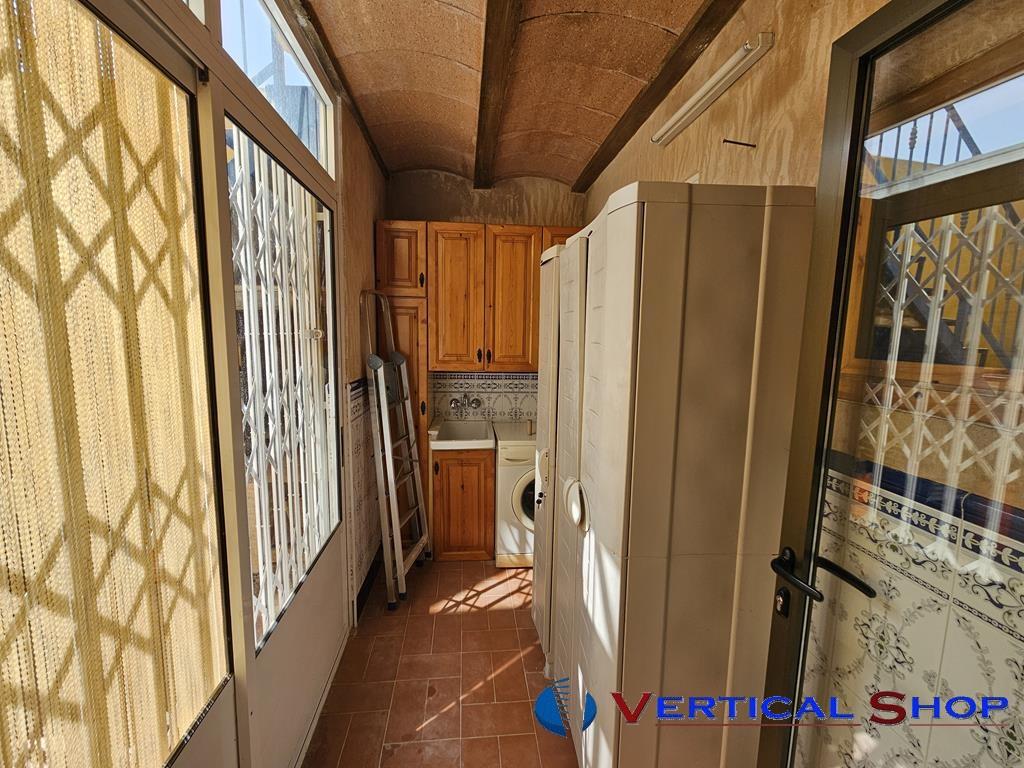 For sale of house in Villena