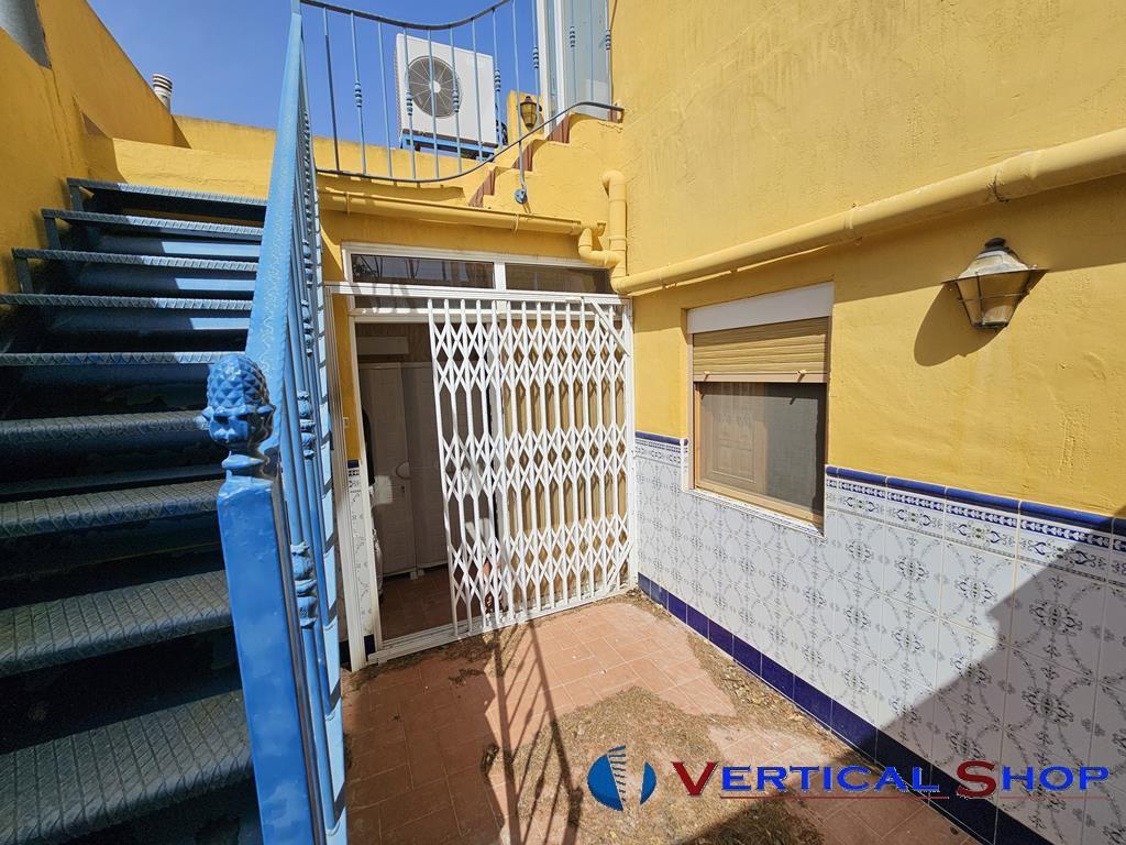 For sale of house in Villena