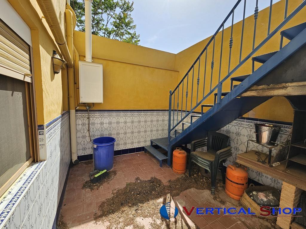 For sale of house in Villena