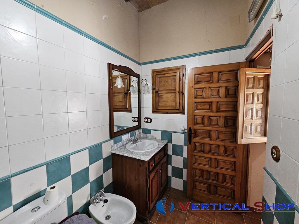 For sale of house in Villena