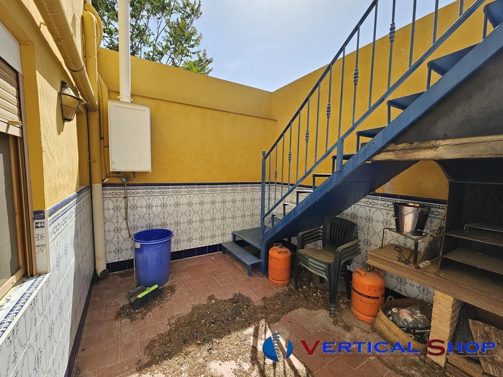 For sale of house in Villena
