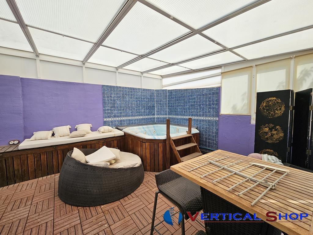 For sale of house in Villena