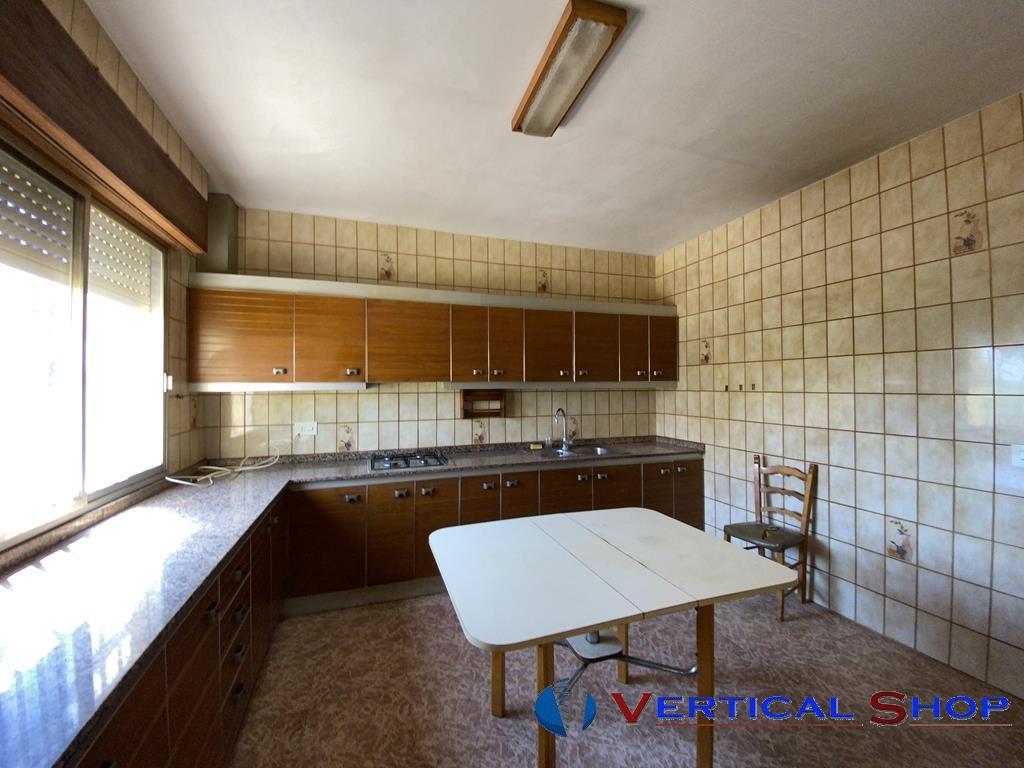 For sale of chalet in Caudete