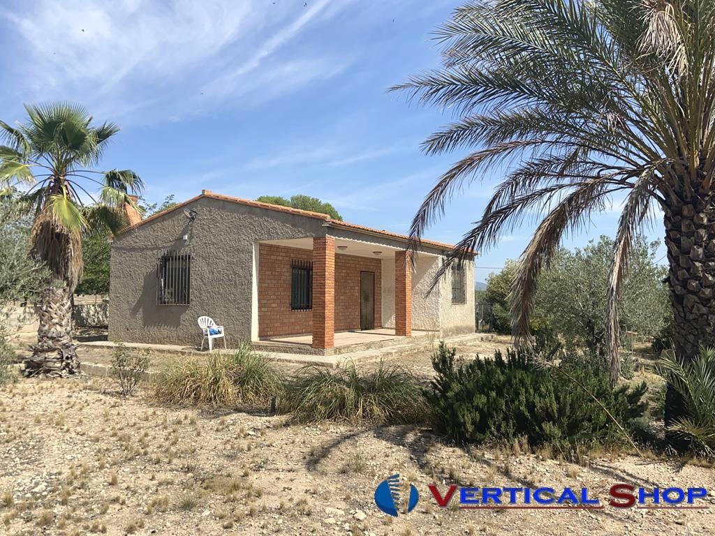 Venta de chalet en Caudete
