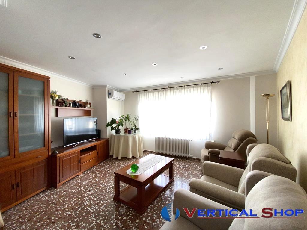 Venta de casa en Caudete