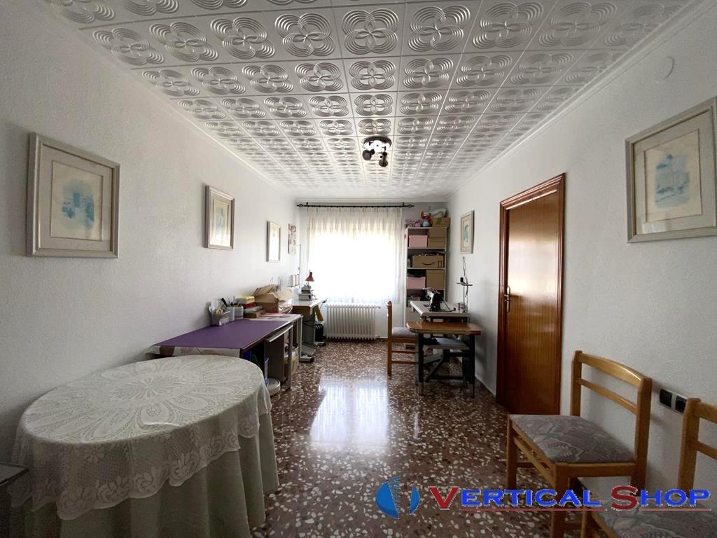 Venta de casa en Caudete