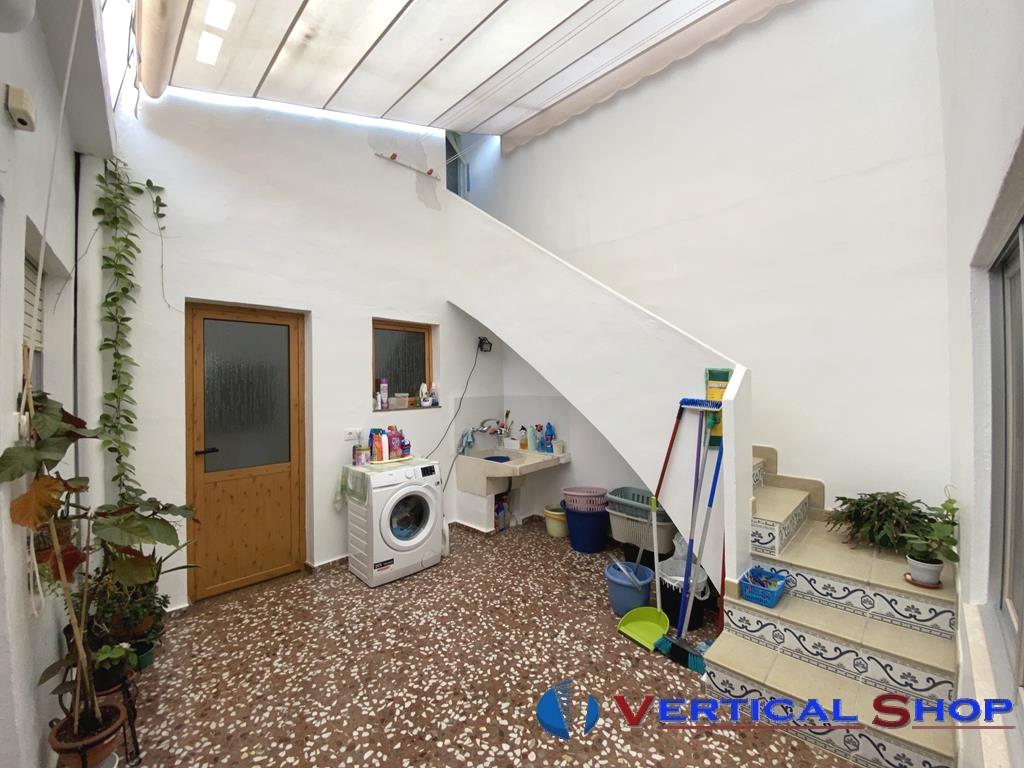 Venta de casa en Caudete
