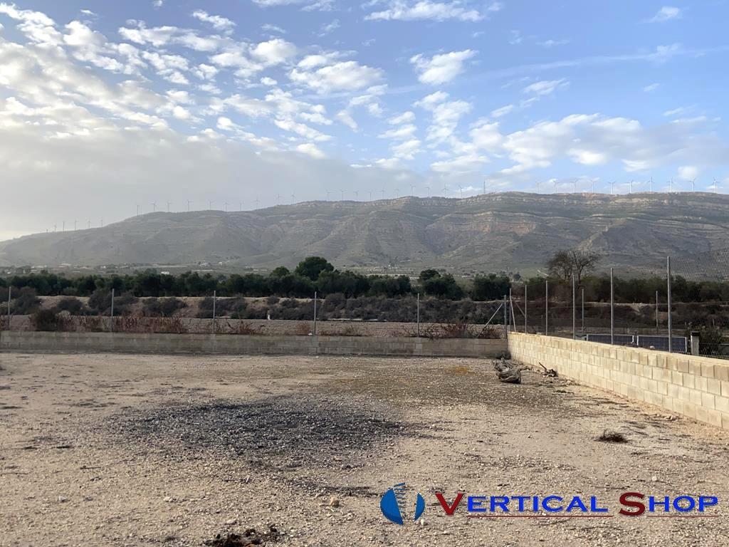 Venta de chalet en Caudete