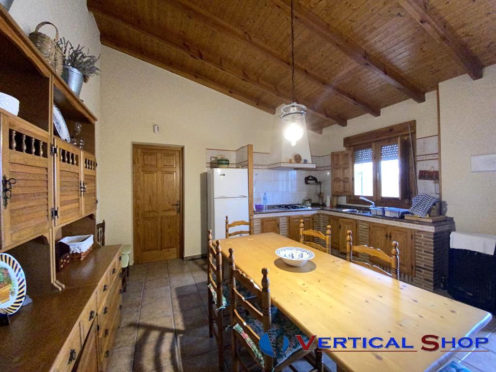 Venta de chalet en Caudete