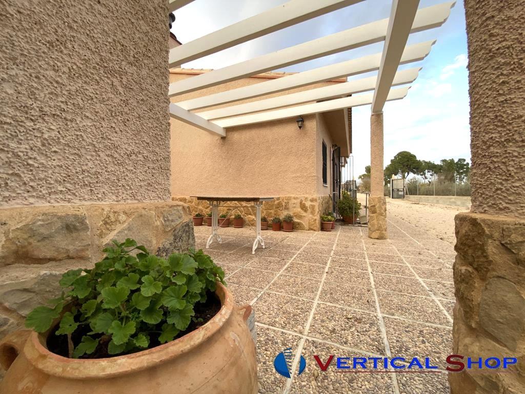Venta de chalet en Caudete