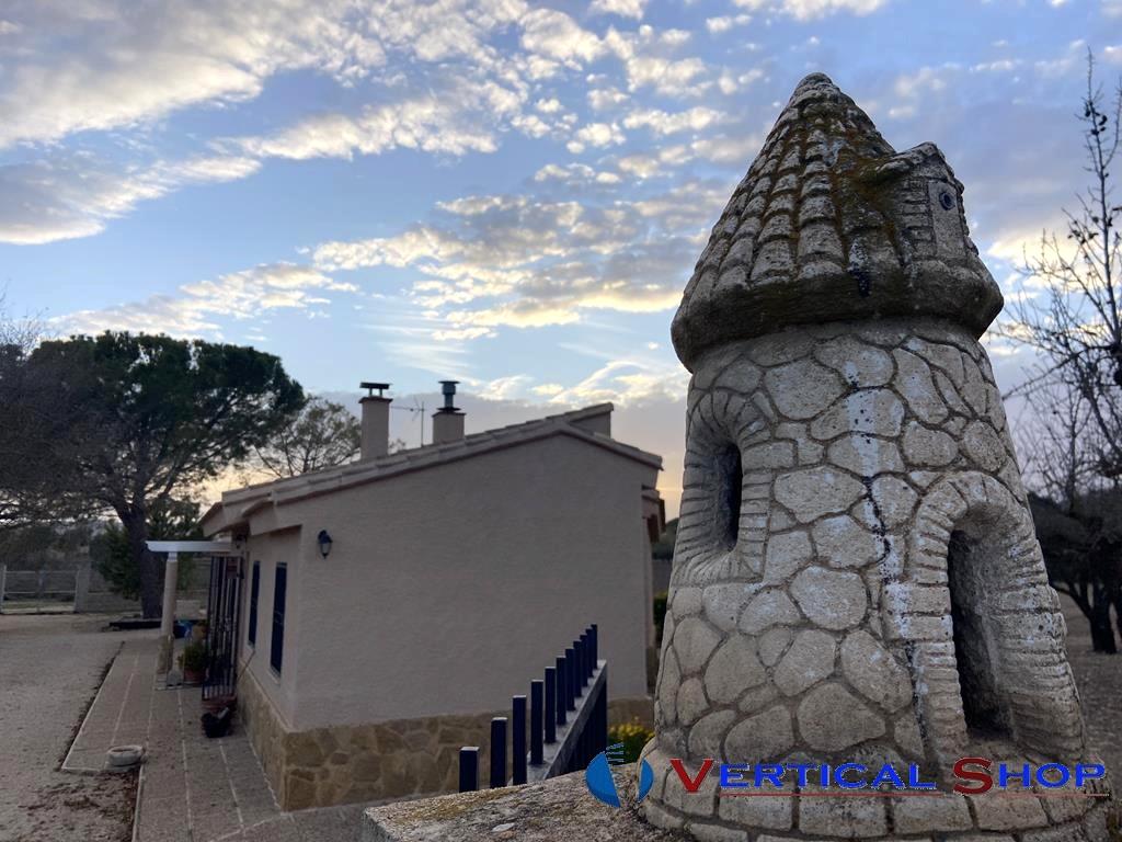 Venta de chalet en Caudete