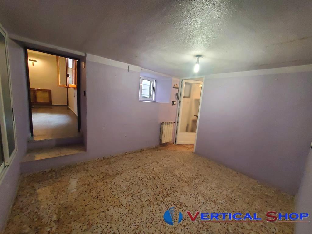 For sale of house in Caudete