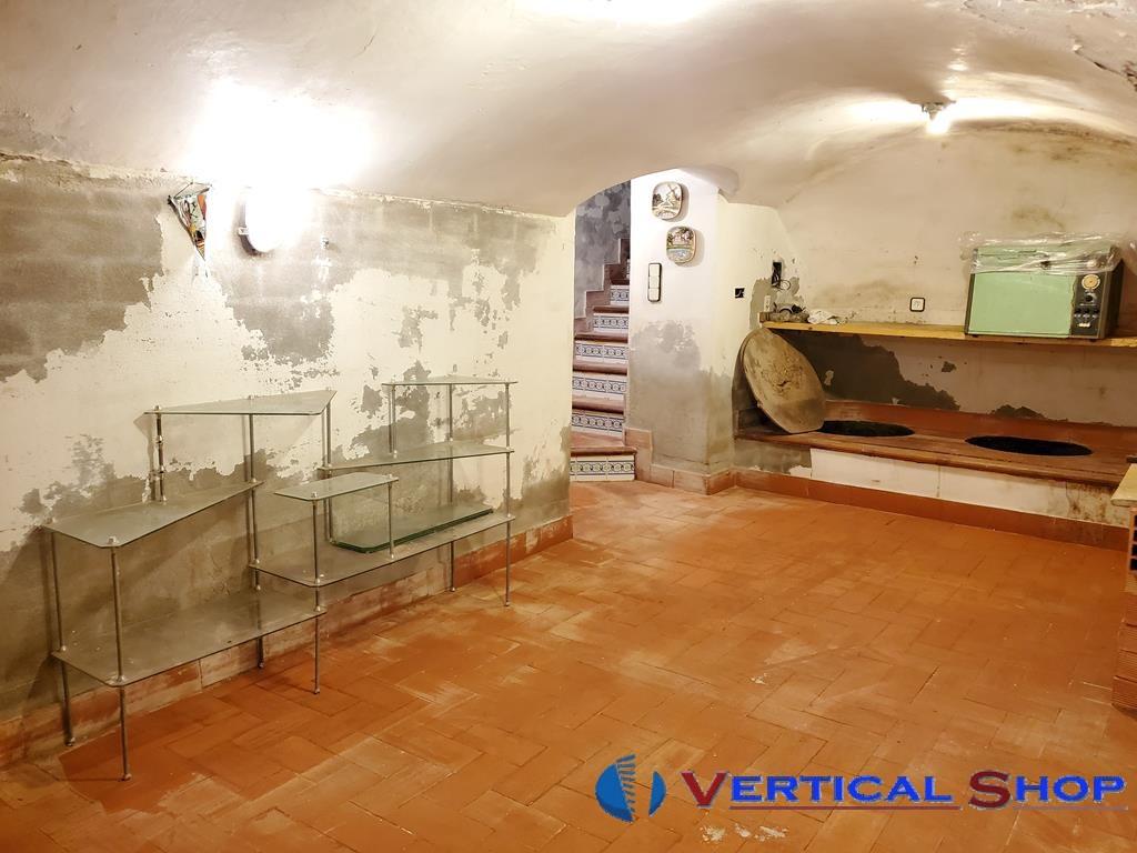 For sale of house in Caudete
