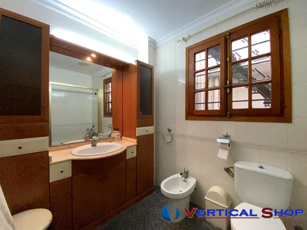 For sale of house in Caudete