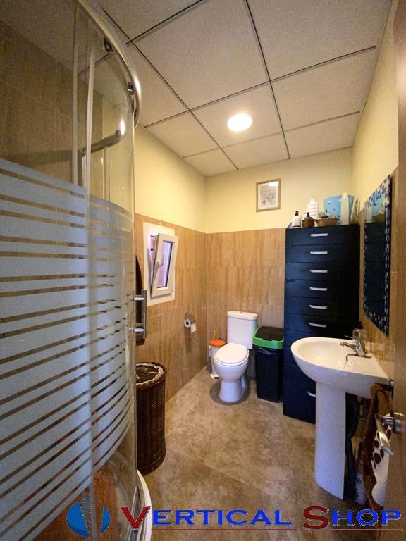 For sale of chalet in Caudete