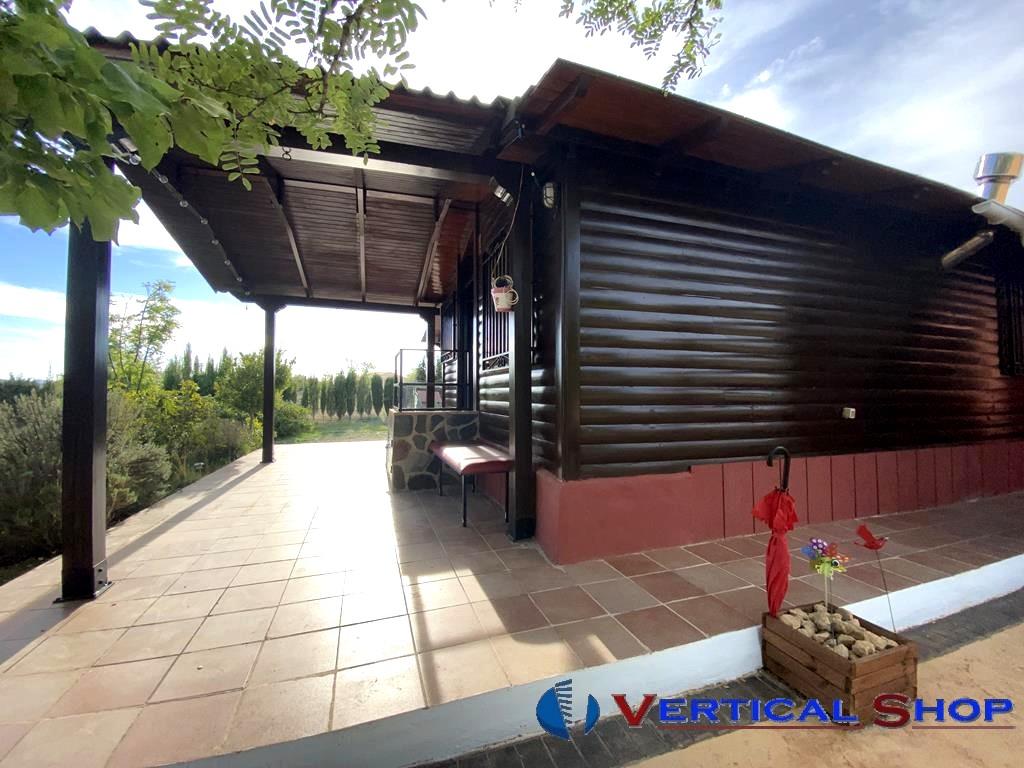 For sale of chalet in Caudete
