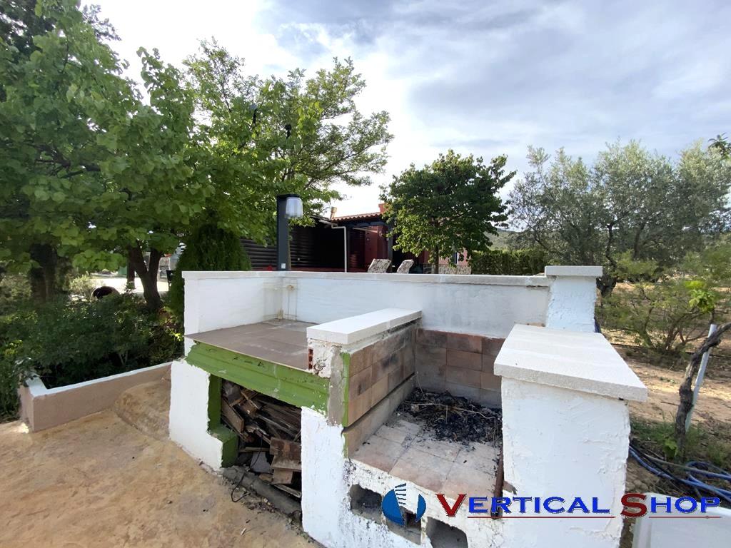 For sale of chalet in Caudete