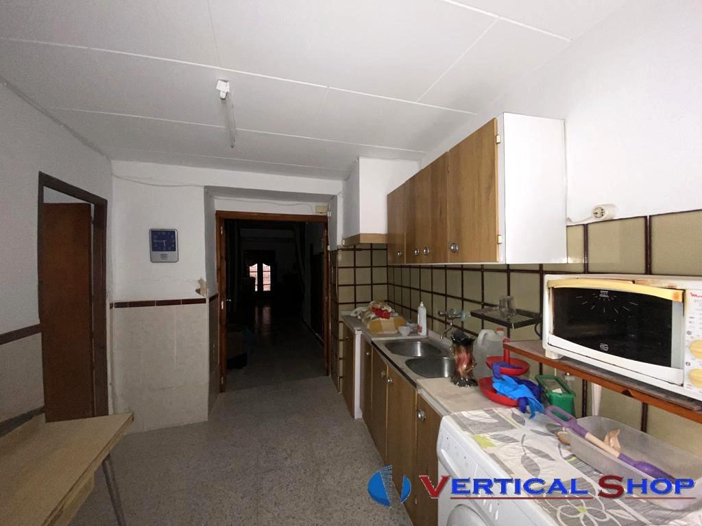 For sale of house in Caudete