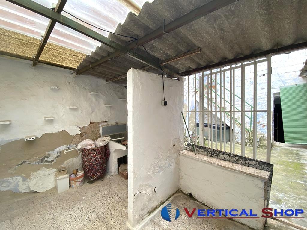 For sale of house in Caudete