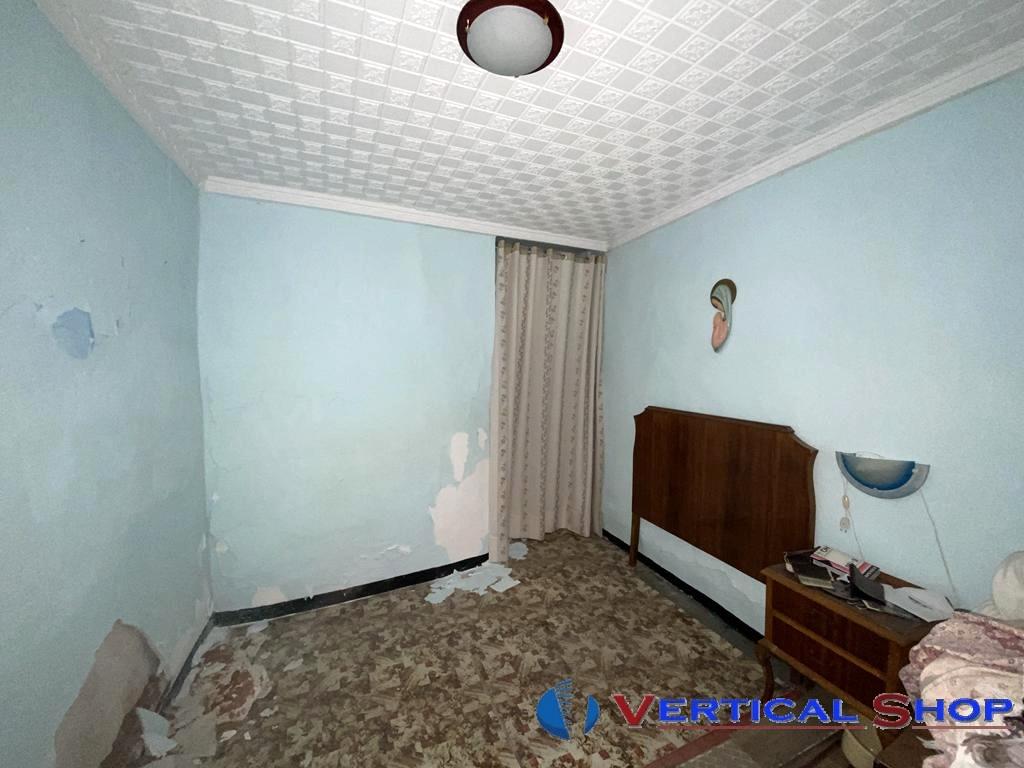 For sale of house in Caudete