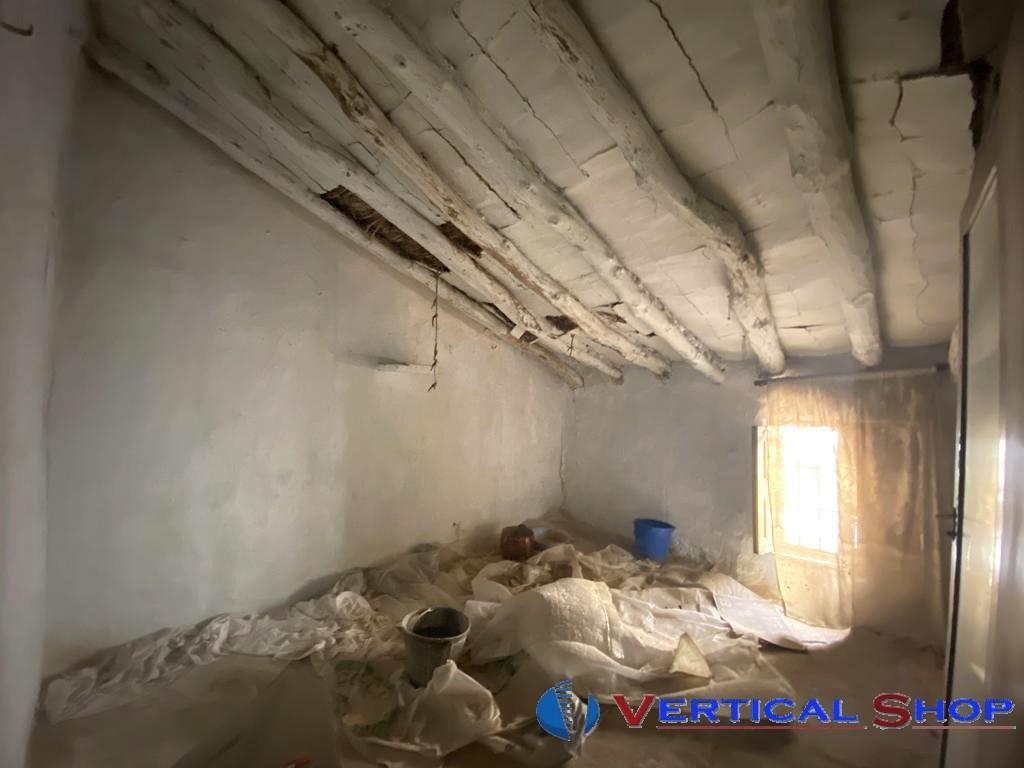 For sale of house in Caudete