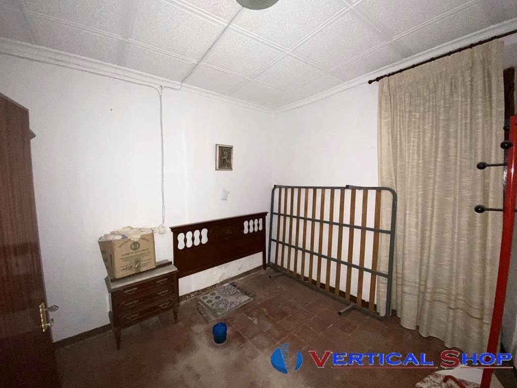 For sale of house in Caudete