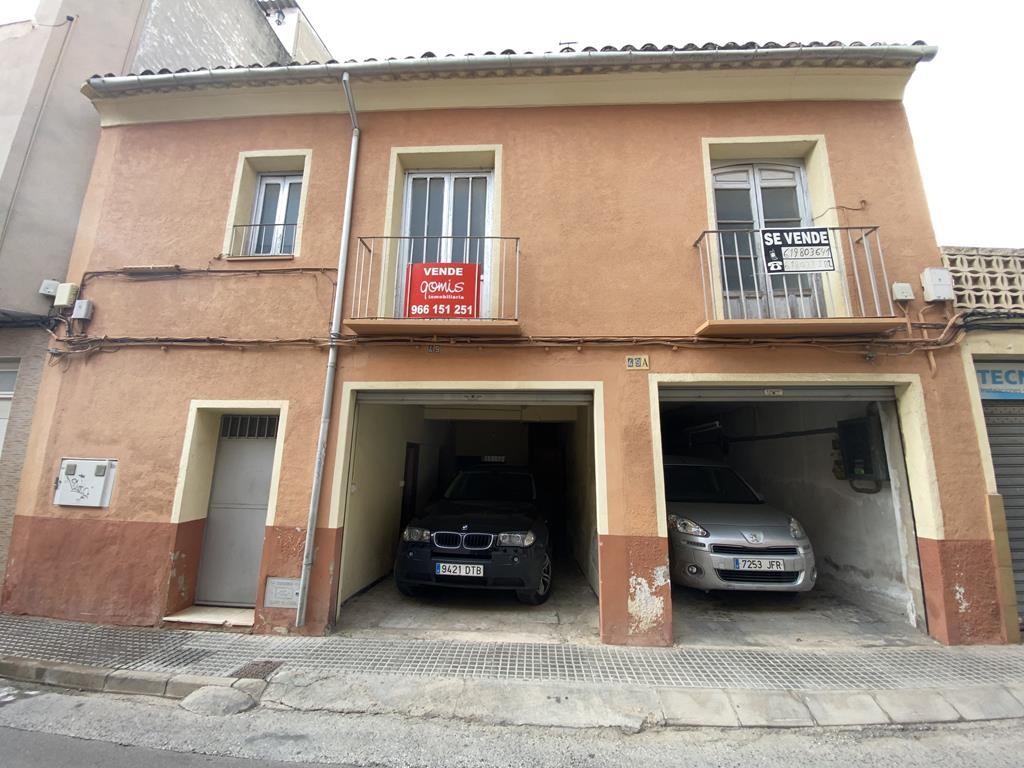 Venta de casa en Villena