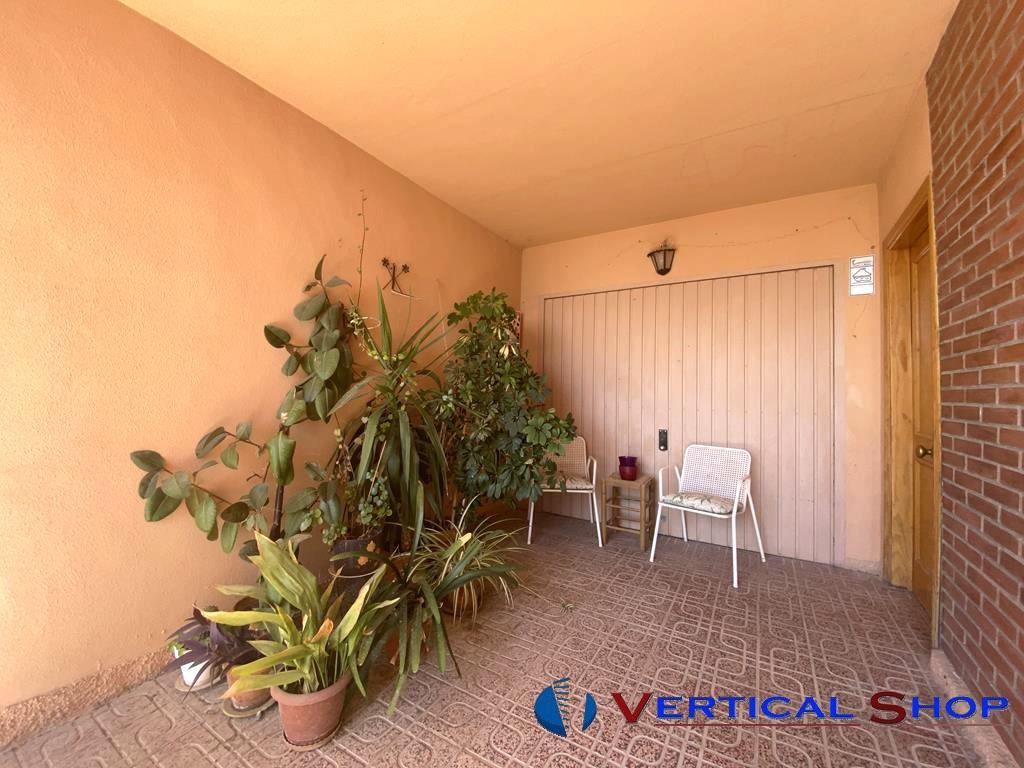 For sale of bungalow in Caudete