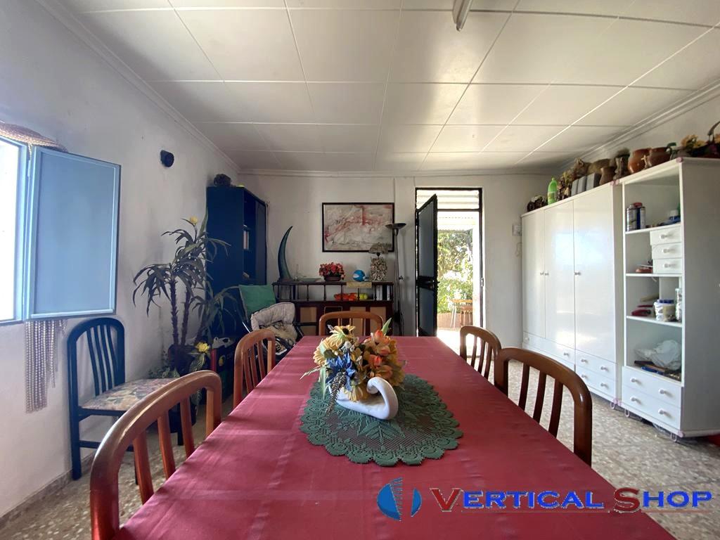 For sale of chalet in Caudete