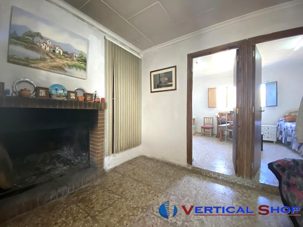 For sale of chalet in Caudete