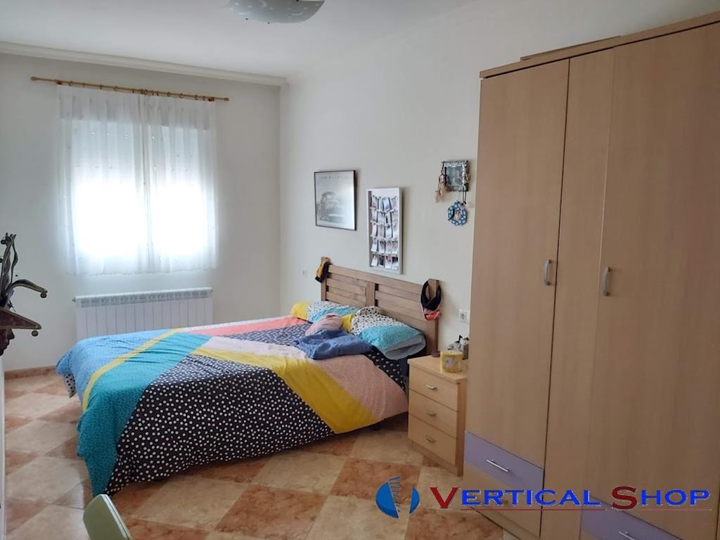 For sale of bungalow in Caudete