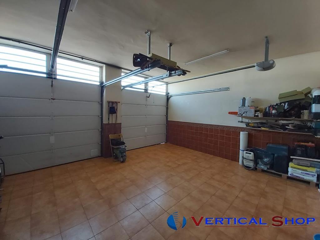 For sale of bungalow in Caudete