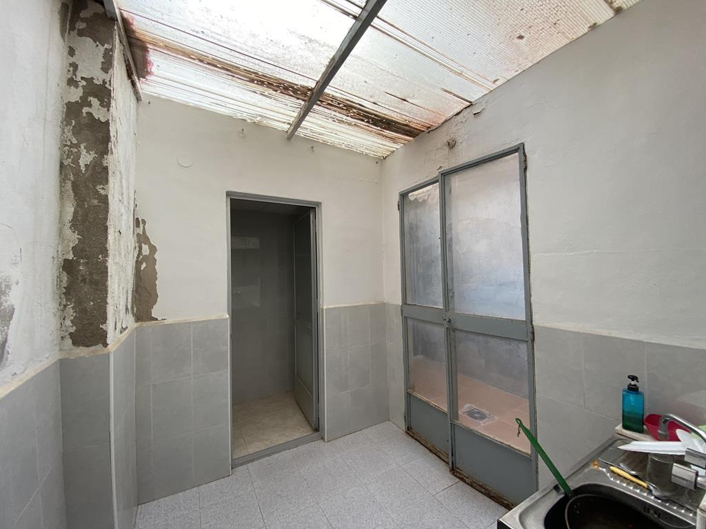 For sale of house in Caudete