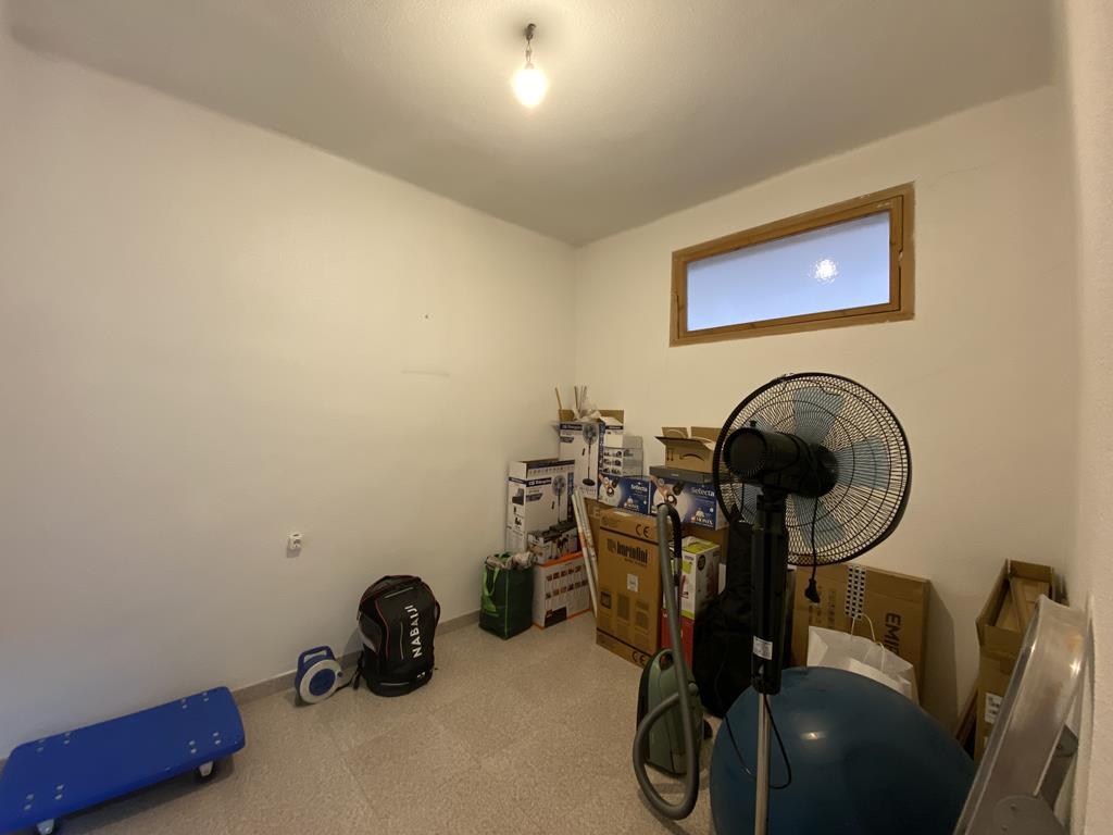 For sale of house in Caudete