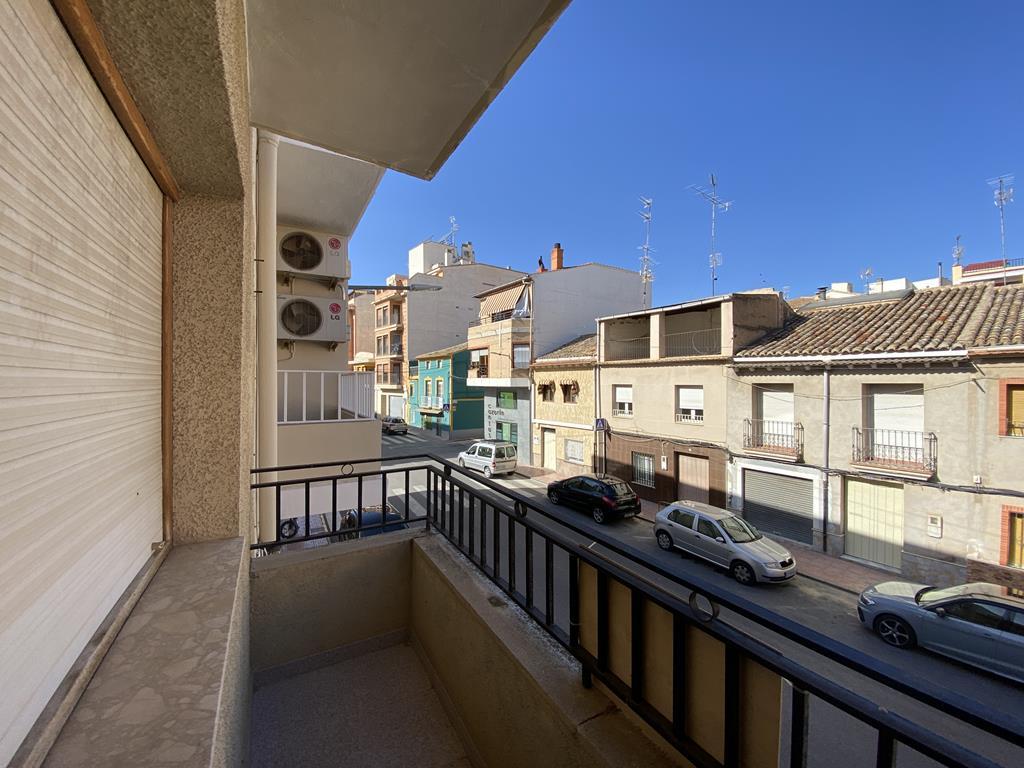 For sale of house in Caudete