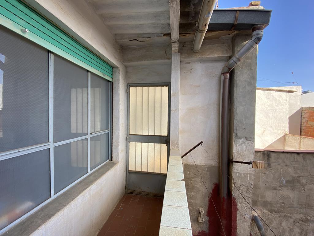 For sale of house in Caudete