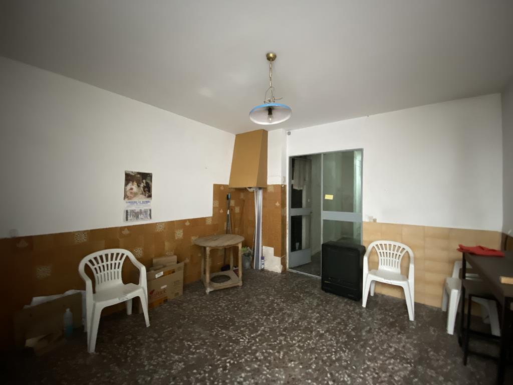 For sale of house in Caudete