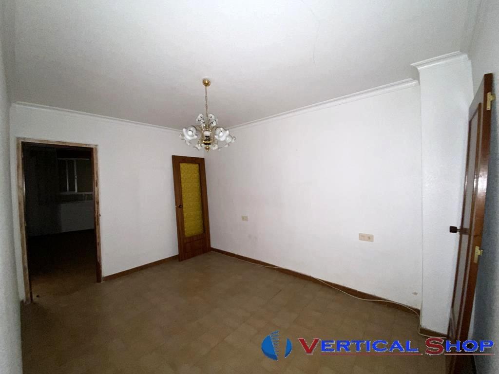 For sale of house in Caudete
