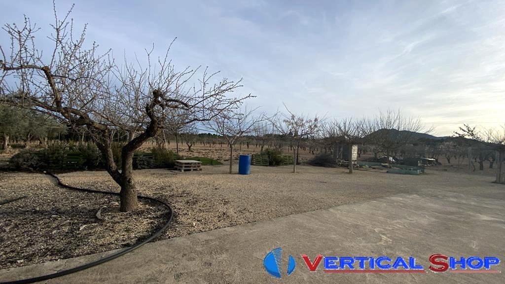 Venta de chalet en Caudete