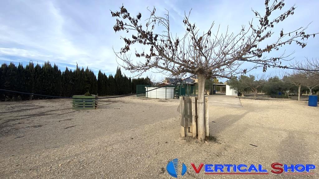 Venta de chalet en Caudete
