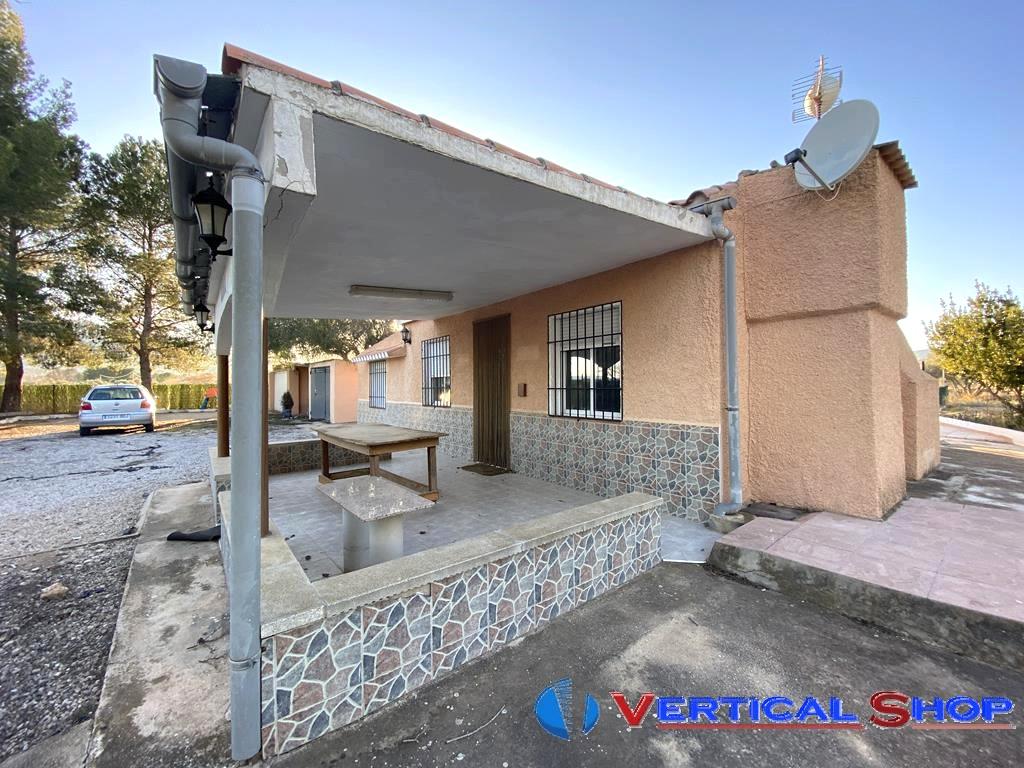 Venta de chalet en Caudete